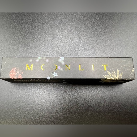 Moonlit Primed for the Night Eyeshadow Primer - Picture 2 of 6